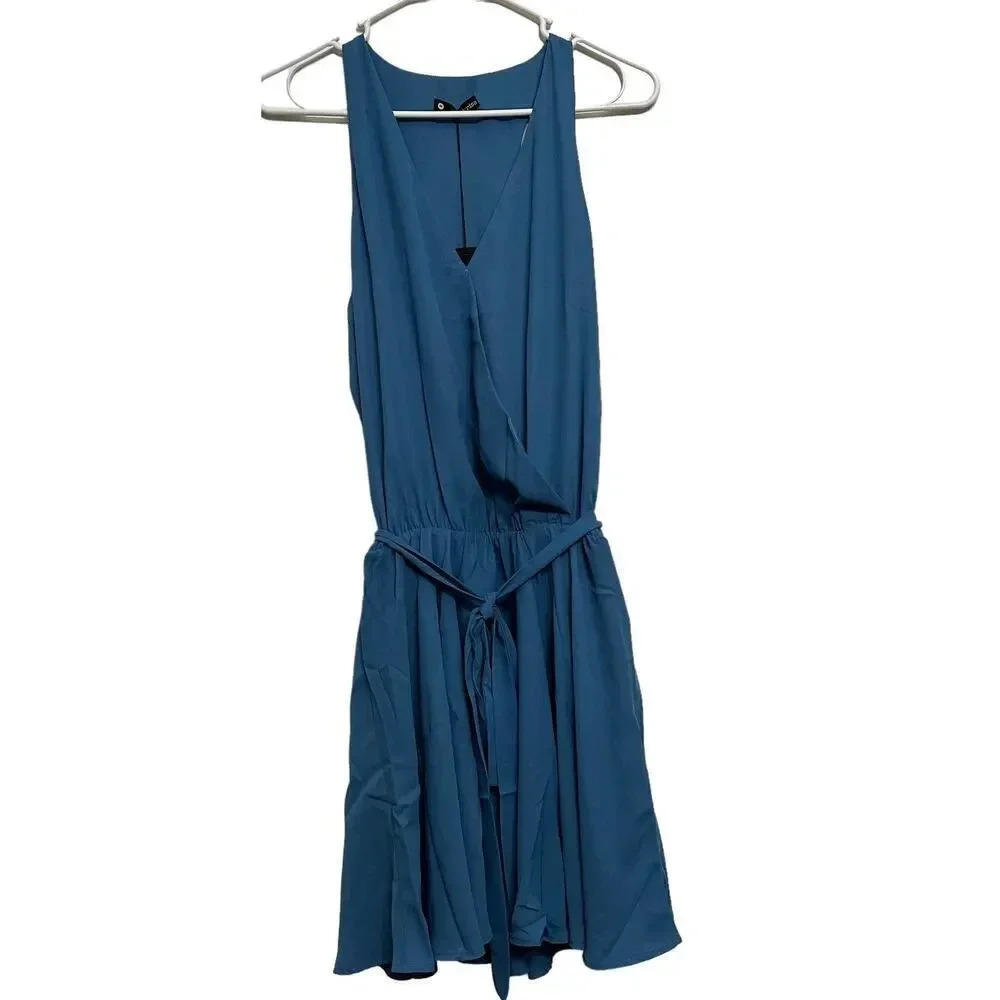 Krisa Revolve Brand NWT’s Surplice Flounce Dress in Fountain. Size medium